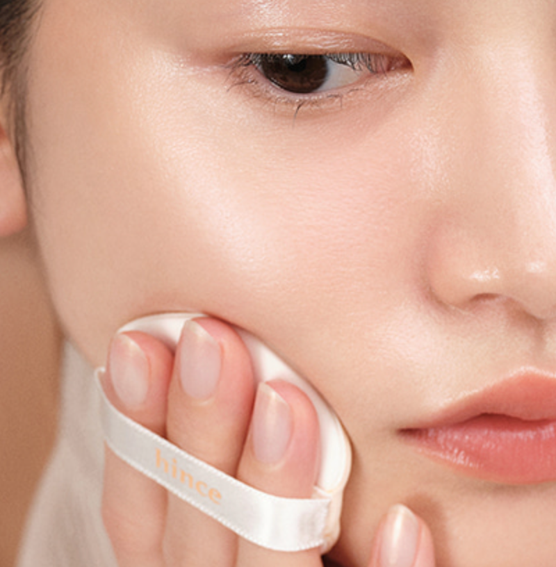 Second Skin Glow Cushion Compact